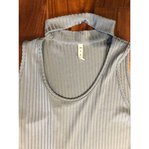 Light Green Sleeveless Tank - MTS Womens Large Cutout Neck Necklace Style - Picture 2 of 4